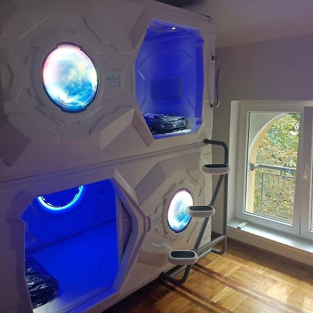Panda Victor Space Capsule Hostel-Neo Nomad بلغراد المظهر الخارجي الصورة