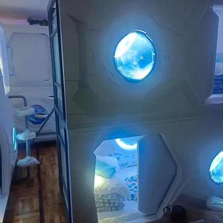 Panda Victor Space Capsule Hostel-Neo Nomad بلغراد المظهر الخارجي الصورة