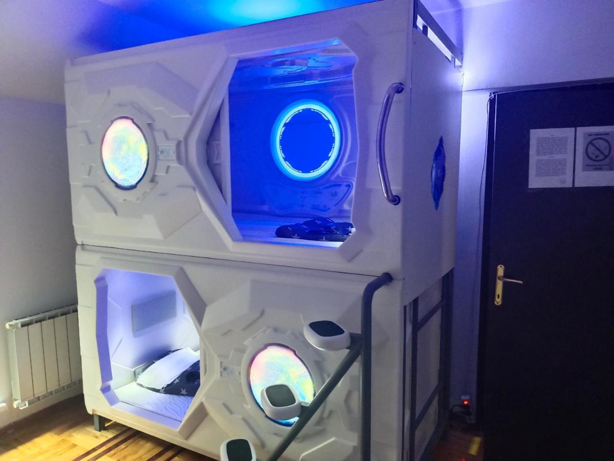 Panda Victor Space Capsule Hostel-Neo Nomad بلغراد المظهر الخارجي الصورة