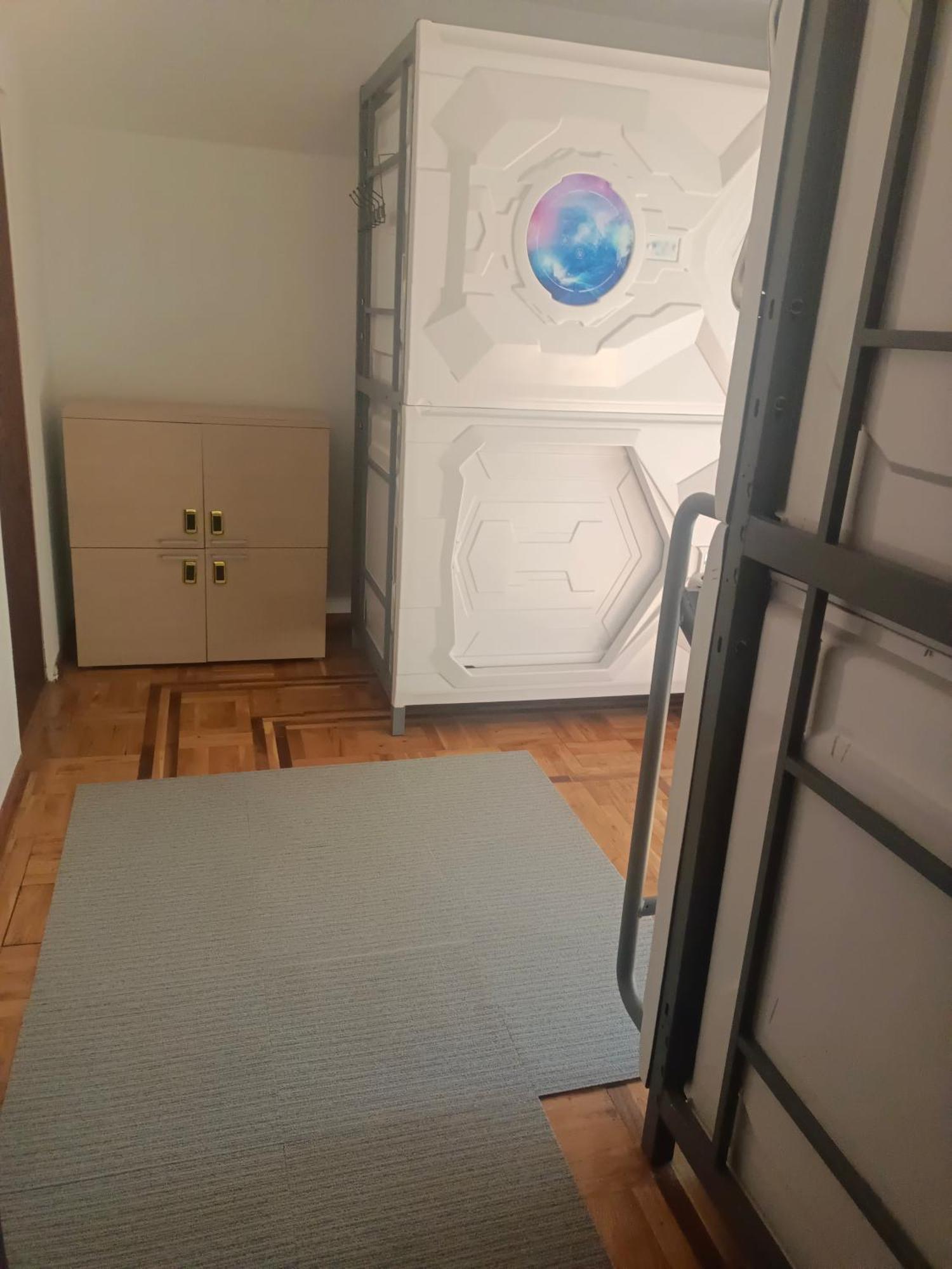 Panda Victor Space Capsule Hostel-Neo Nomad بلغراد المظهر الخارجي الصورة