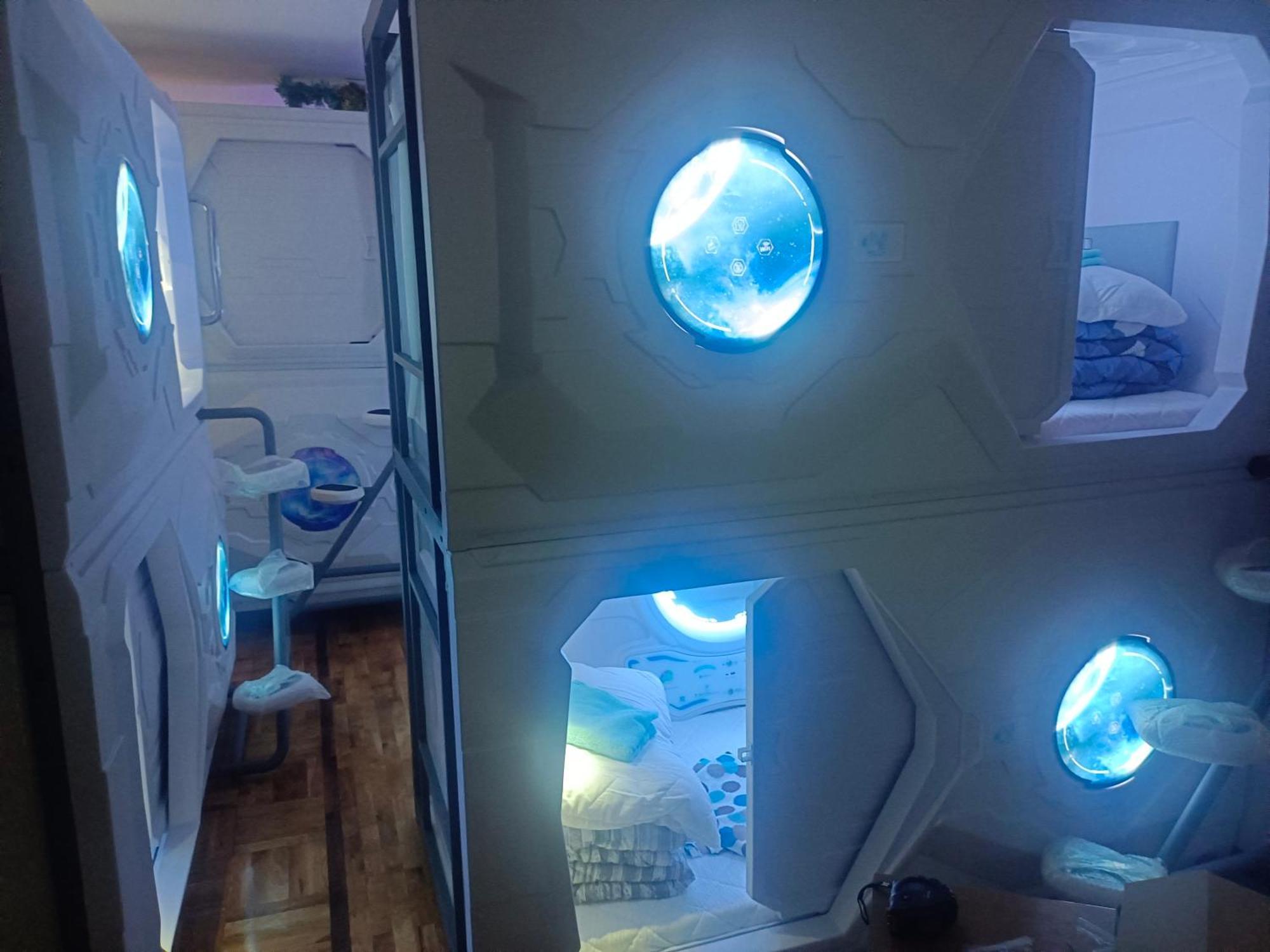 Panda Victor Space Capsule Hostel-Neo Nomad بلغراد المظهر الخارجي الصورة